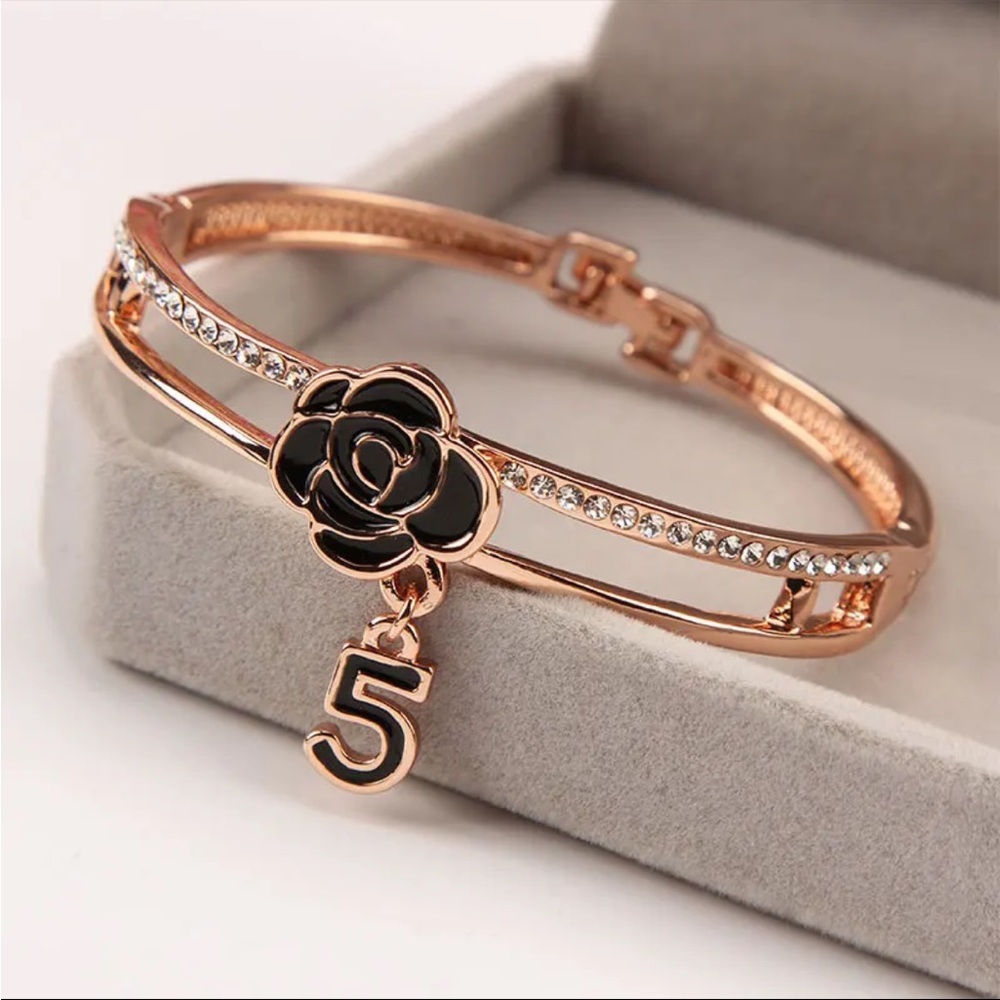 NEW! Fashion Rose Gold Tone Camila #5 Bracelet with Tiny Rhinestones - Stunning! - Picture 4 of 11